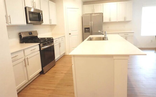 Foto del edificio - 5123 Sunvalley Bend Dr