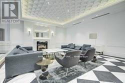 Building Photo - 955 Bay St.