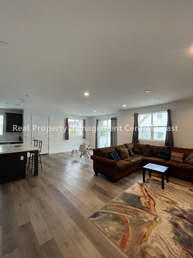 Building Photo - AVAILABLE NOW - Righetti Ranch 3Bed, 2.5 B...