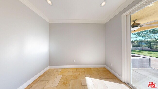 Foto del edificio - 19320 Carranza Ln