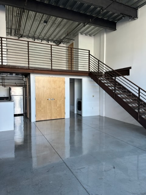 Foto del edificio - 1330 Factory Pl
