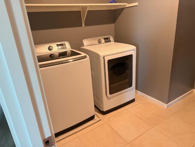 Foto del edificio - 37444 Big Bend Rd