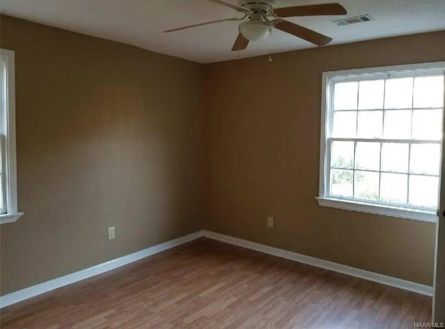 Foto del edificio - 3338 S Hull St