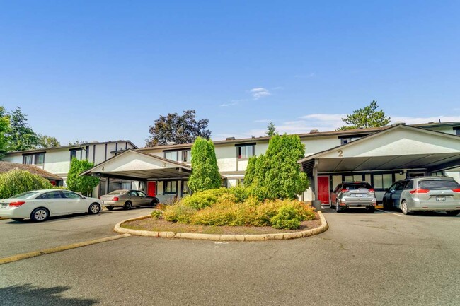 Photo du bâtiment - Creek Park Townhomes