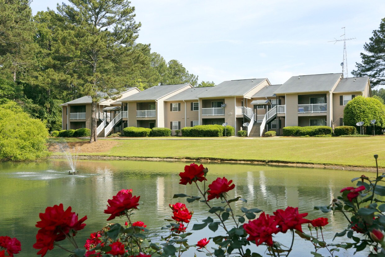 Harvard Place Apartments in Lithonia, GA