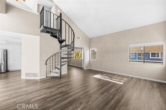 Building Photo - 5 Abbey Ln