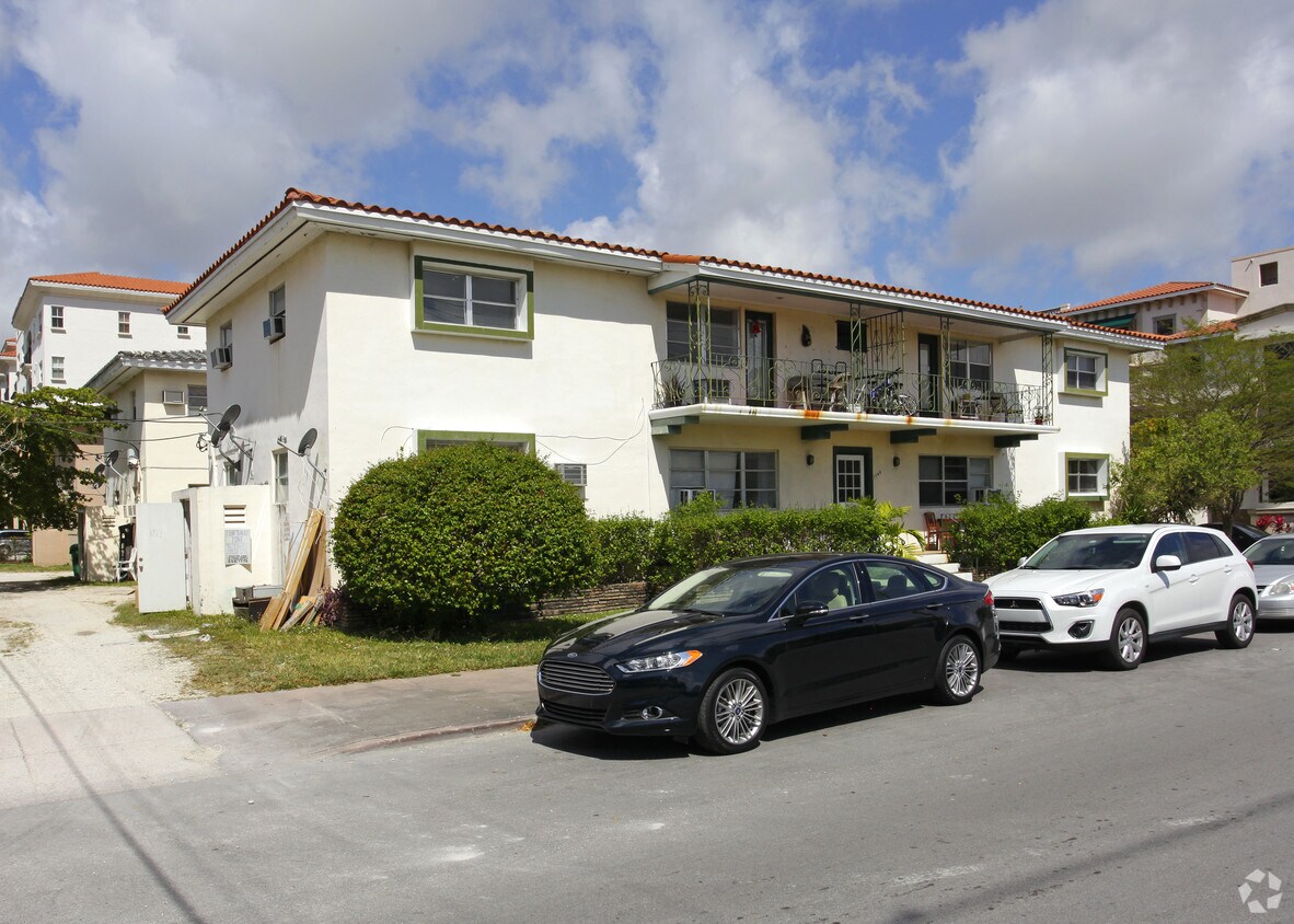 Foto del edificio - 1700 Galiano St
