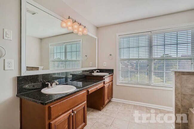 Building Photo - 558 Georgia Cir