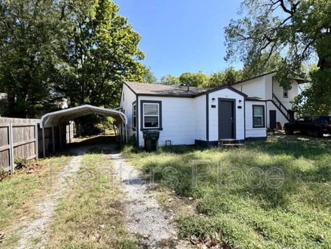 Building Photo - 410 N Florence Ave