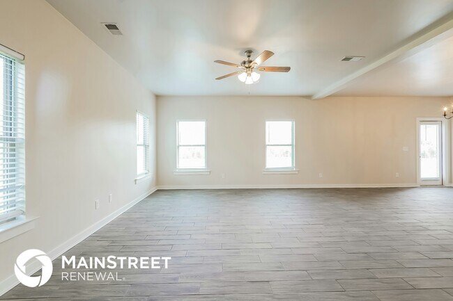 Foto del edificio - 295 Ridgeview Cir