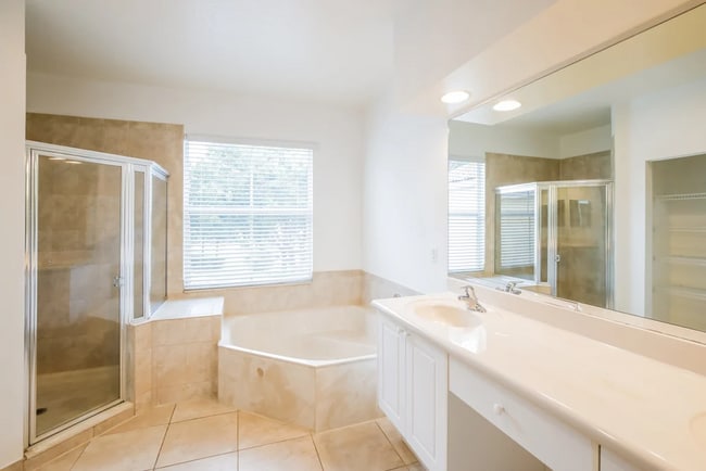 Foto del edificio - 1144 E Magnolia Cir