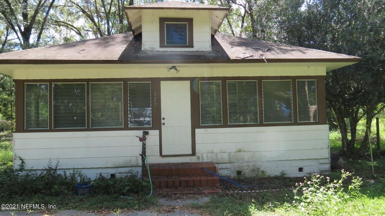 Primary Photo - 127 Yardley Ave