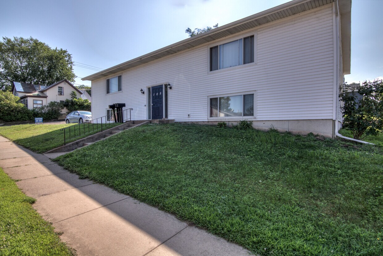 105 E Grand Ave, Chippewa Falls, WI 54729 105 E Grand Ave Chippewa