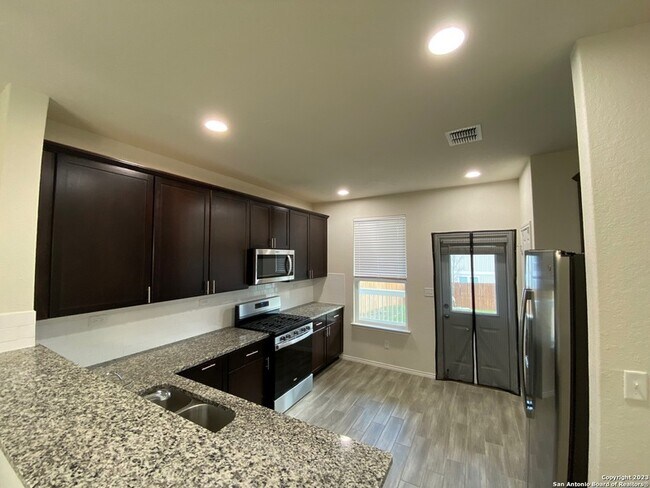 Building Photo - 11834 Burnett Rnch