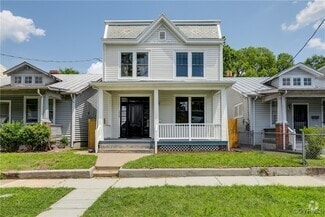 Building Photo - 1527 Rogers St