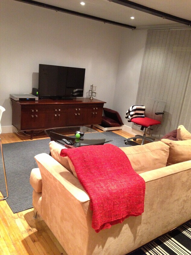 1017 Euclid St, Santa Monica, CA 90403 Apartments 1017 Euclid St