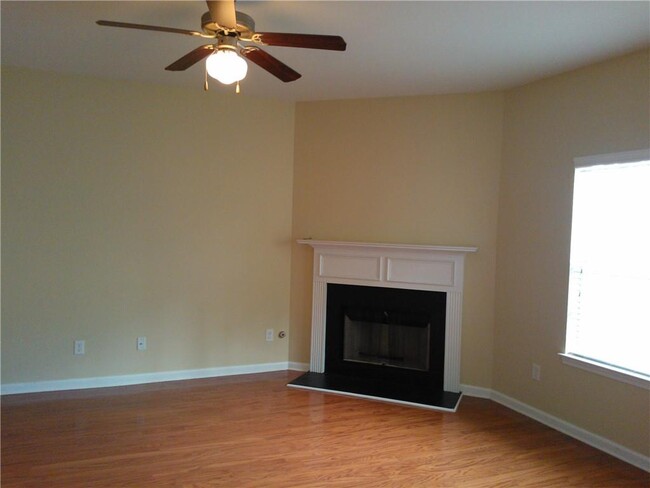 Building Photo - 7528 Poplar Falls Trail