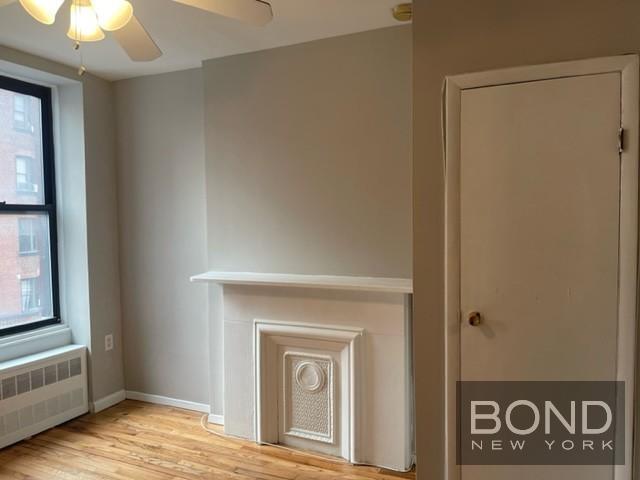 Foto del edificio - 219 E 28th St
