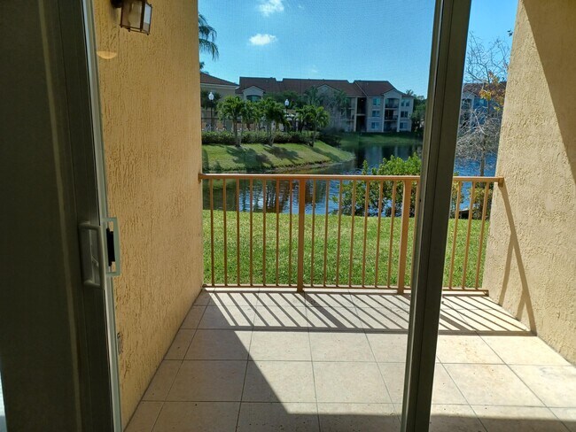 Foto del edificio - 408 Villa Cir