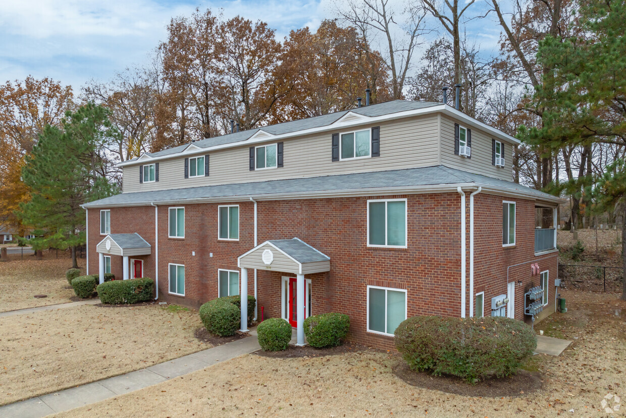 Primary Photo - Manor Park Apartments