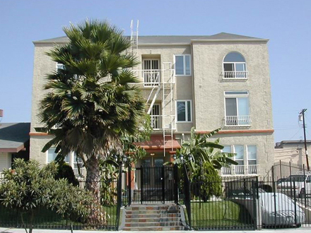 Primary Photo - Elmwood Apartments