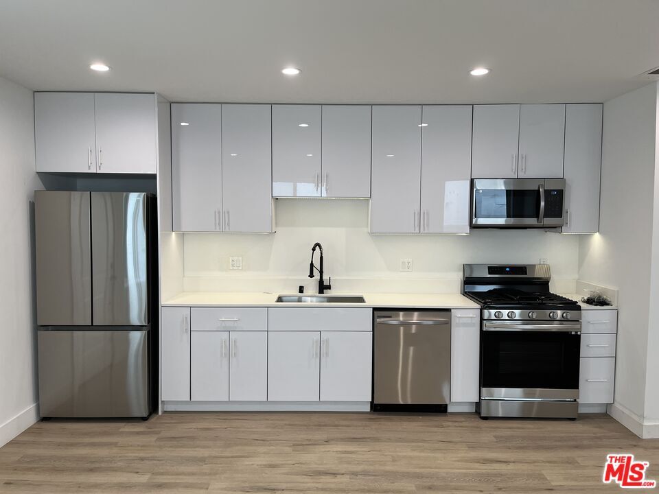 1629 Morton Ave Unit 1629 1/4, Los Angeles, CA 90026 Condo for Rent