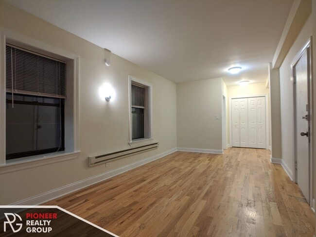 Building Photo - 1350 N Dearborn