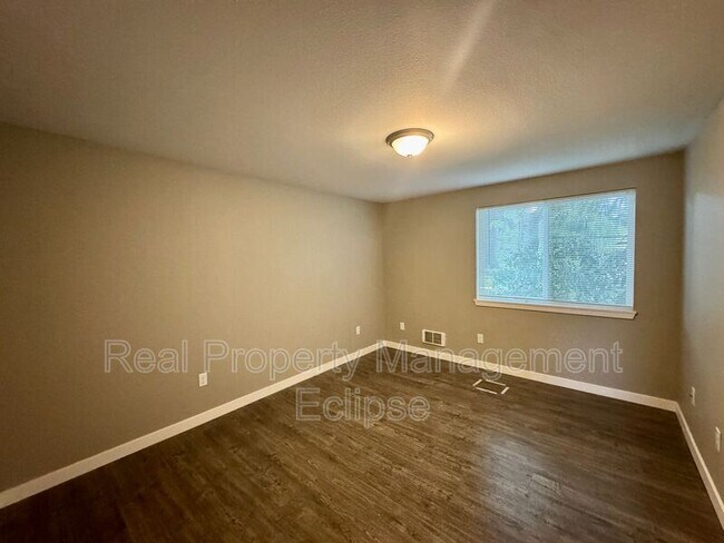 Building Photo - 921 130th St SW