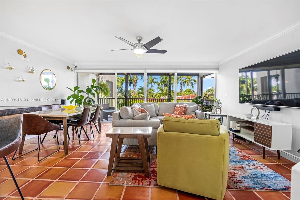 Foto principal - 1100 SE 5th Ct
