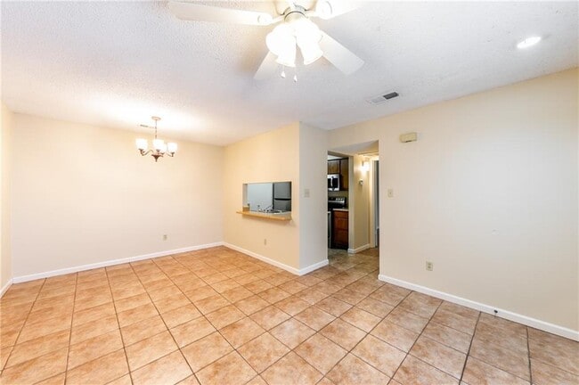 Building Photo - 1705 Crossing Pl