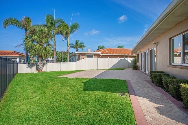 Foto del edificio - 3734 Topsail Trail