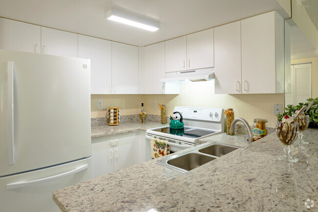 2BR ,2.5BA - La Ashley - Townhome Village at Welleby Park