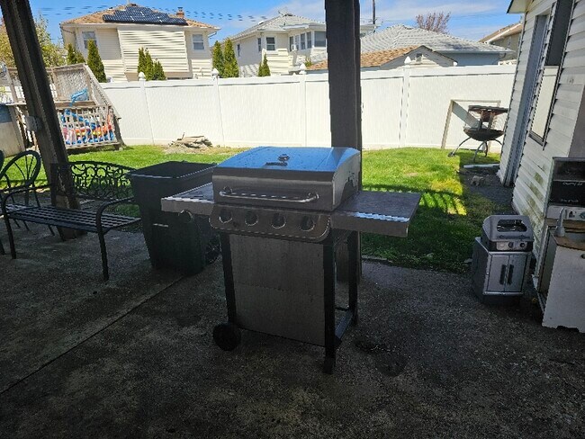 Foto del edificio - 4 Parente Ln N