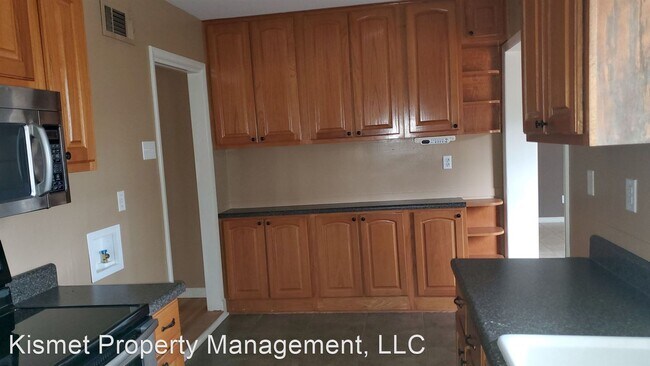 Building Photo - 3 br, 2 bath House - 5191 Lynbar Ave