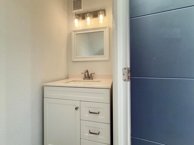 Foto del edificio - 11698 NW 20th Dr