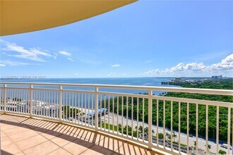 Building Photo - 2475 Brickell Ave