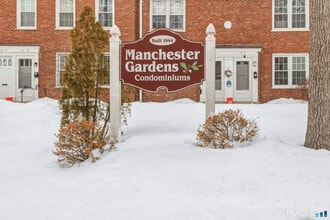 Building Photo - 28 Garden Dr