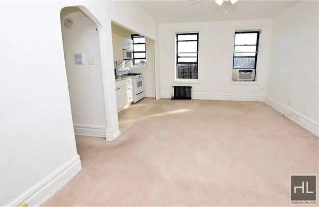 Foto del edificio - 43 AVENUE