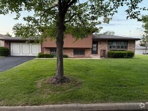 Building Photo - 253 Kimbell Ave