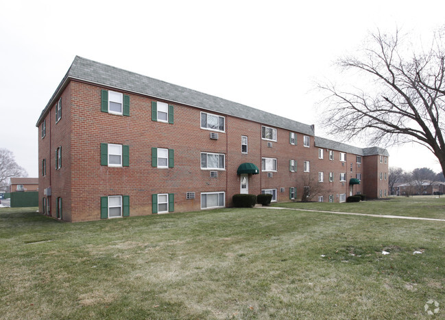 Building Photo - Brandywine Manor