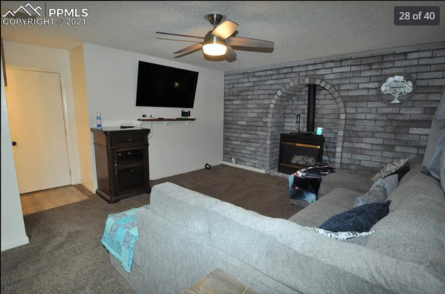 Building Photo - 7145 Woody Creek Dr