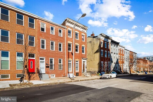 Building Photo - 1066 W Fayette St