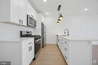 Building Photo - 1614 Ridge Ave