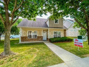 Building Photo - 4308 153rd Pl