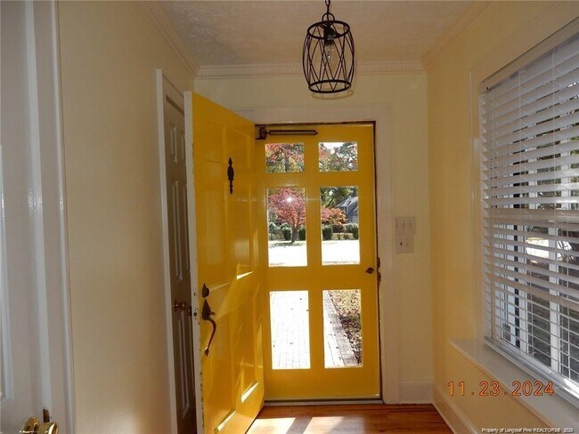 Foto del edificio - 708 Rush Rd