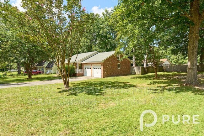Building Photo - 12 Shadowfield Dr