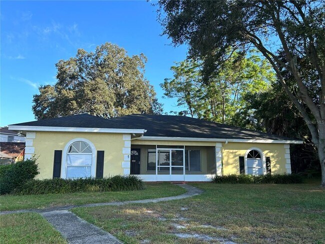 Foto del edificio - 1241 N Lake Elbert Dr NE