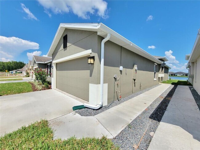 Building Photo - 18008 Turning Leaf Cir