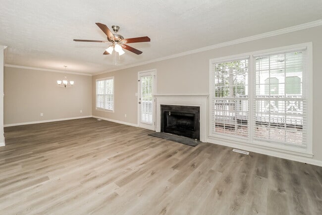 Building Photo - 1769 Bertram Ln SW