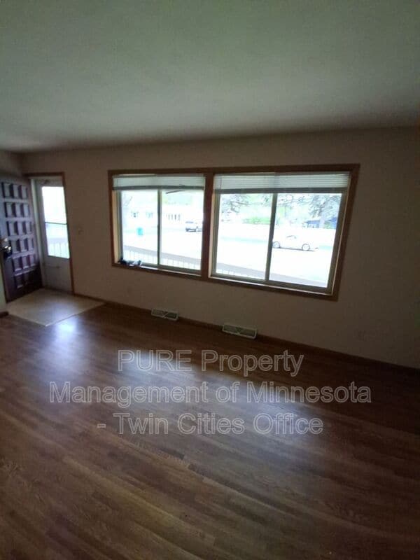 Foto del edificio - 2299 Randy Ave